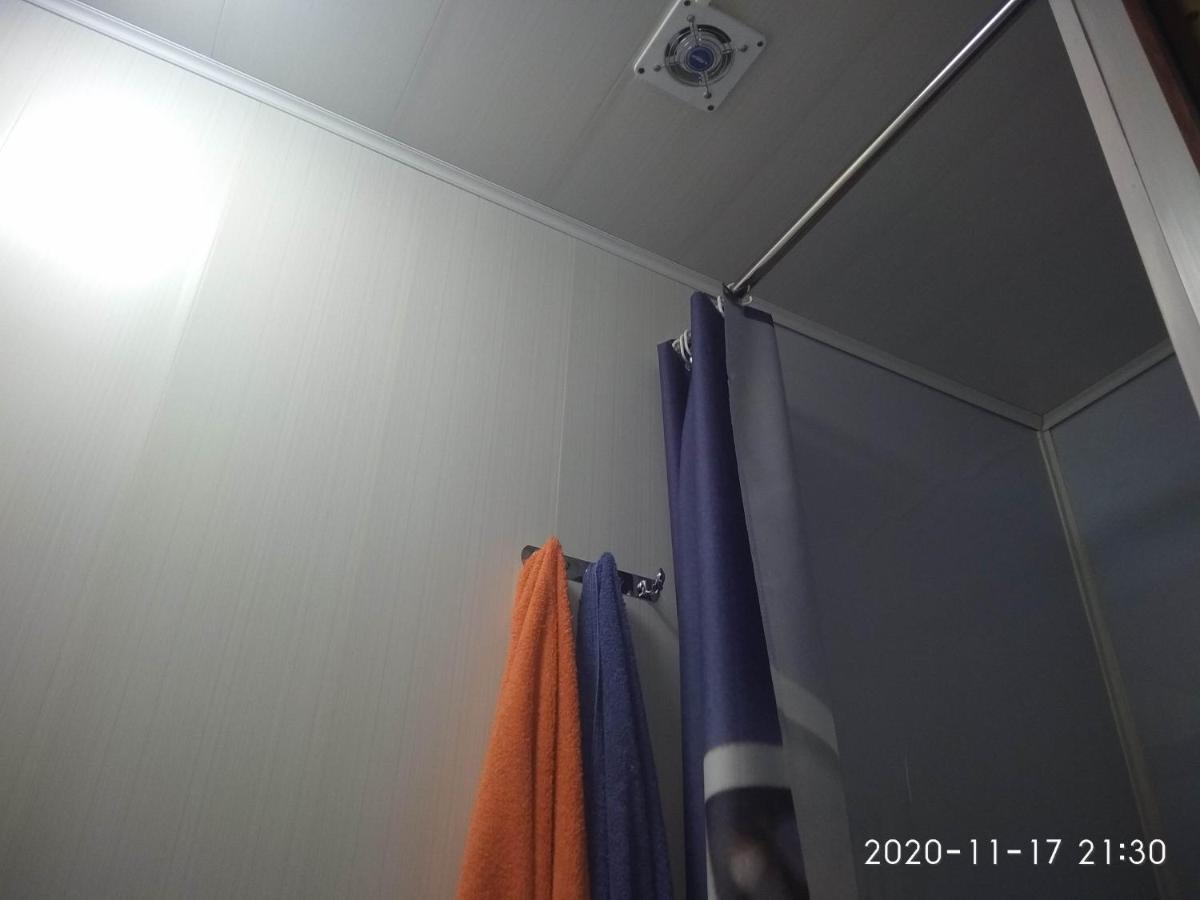 Apartment In A Guest House Almaty Exterior photo